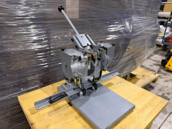 HANG DOPPELÖSENMASCHINE (5)