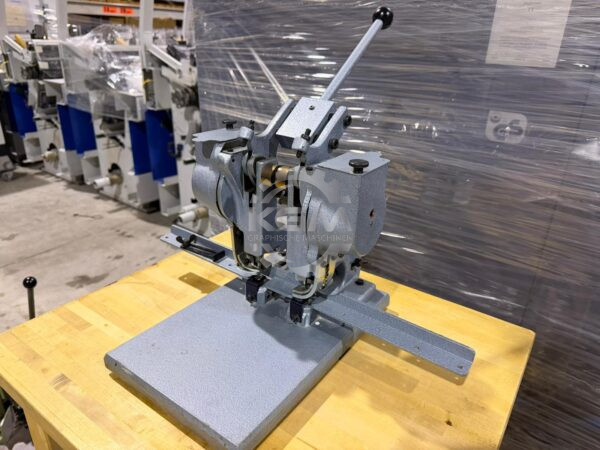 HANG DOPPELÖSENMASCHINE (7)